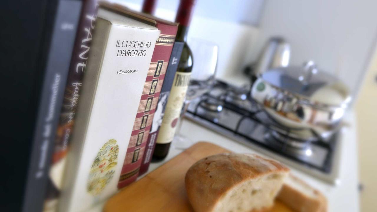 La Locanda Francigena Bed & Breakfast ลุคคา ภายนอก รูปภาพ