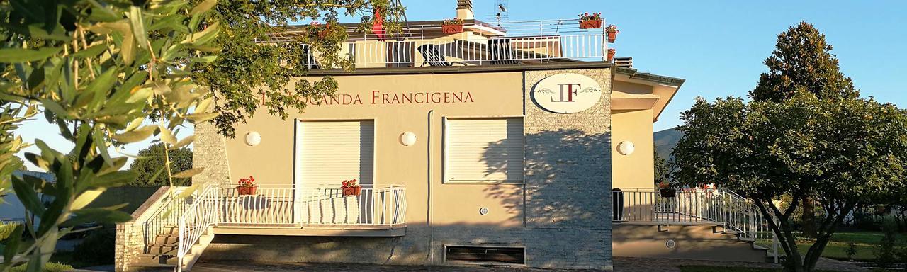 La Locanda Francigena Bed & Breakfast ลุคคา ภายนอก รูปภาพ